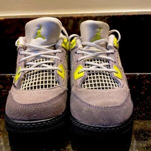 Jordan 4 IV SE 95 Neon